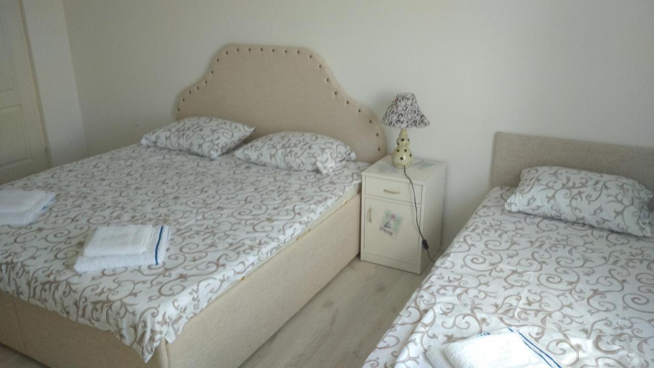 Apartament Castle De Dios Nowy Sad Zewnętrze zdjęcie