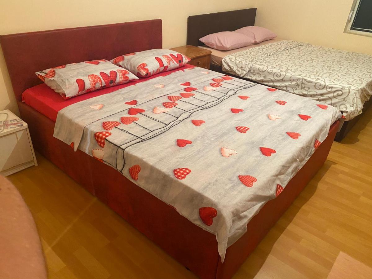 Apartament Castle De Dios Nowy Sad Zewnętrze zdjęcie